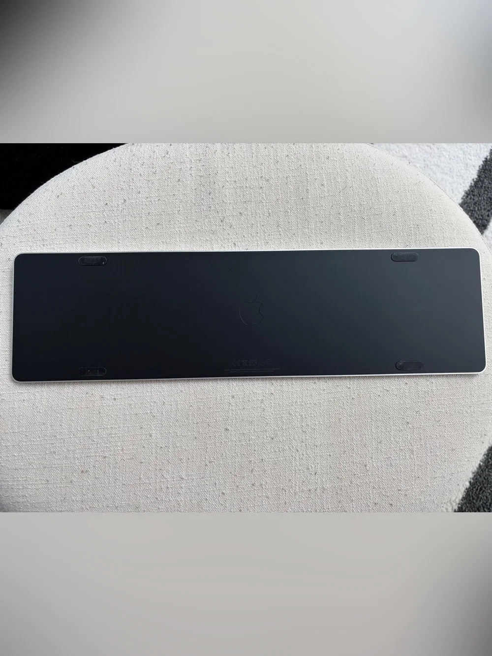 Apple sleek aluminum